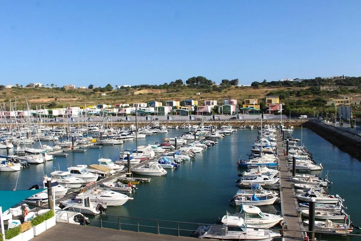 Apartamentos Costa De Ouro T2-Marina De אלבופיירה 0*,